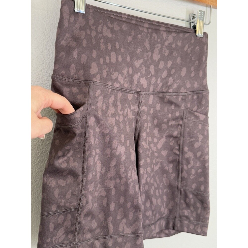 Yogalicious Lux Animal Print Biker Shorts Taupe Brown Womens Size XS W Pockets - Picture 2 of 9